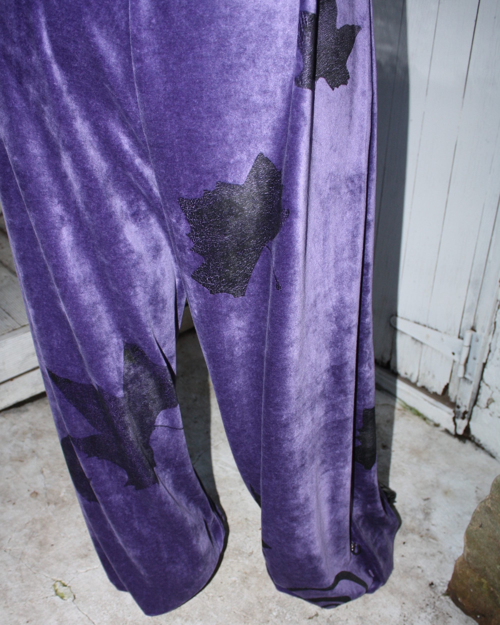 Yummy Mummy Trackpants in grape