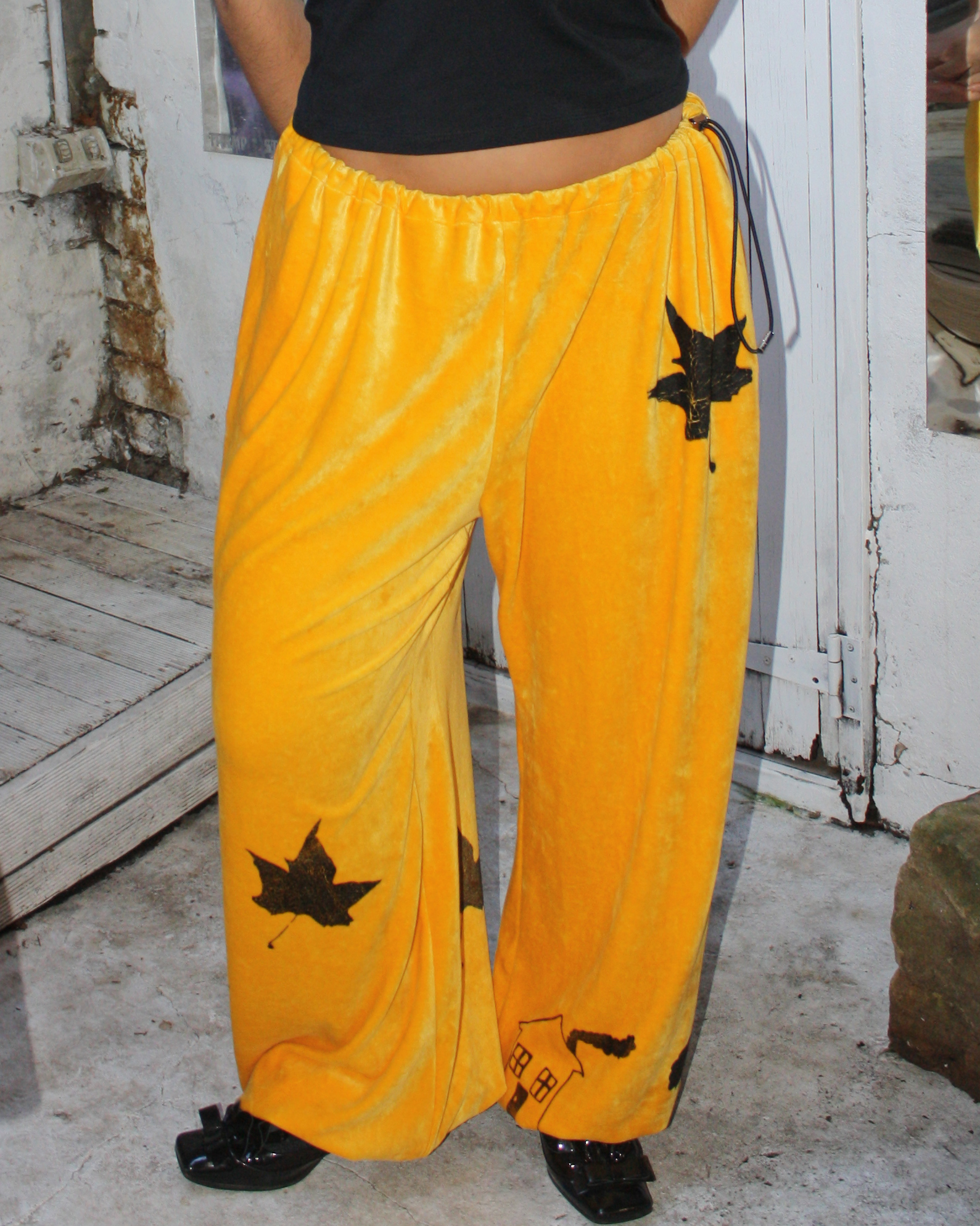 Yummy Mummy Trackpants in sunshine